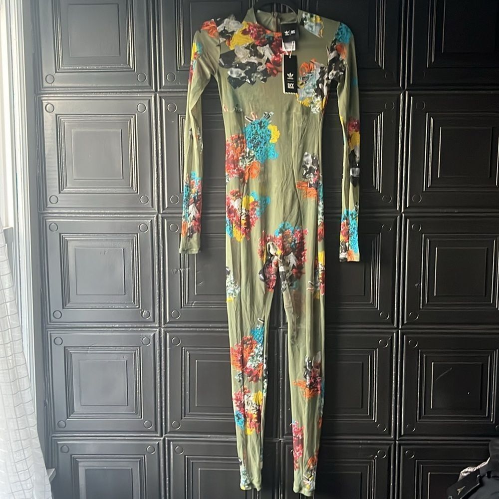 Seller photo, Poshmark